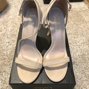 Lulus nude heels